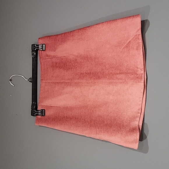 COS Dresses & Skirts - COS SKIRT